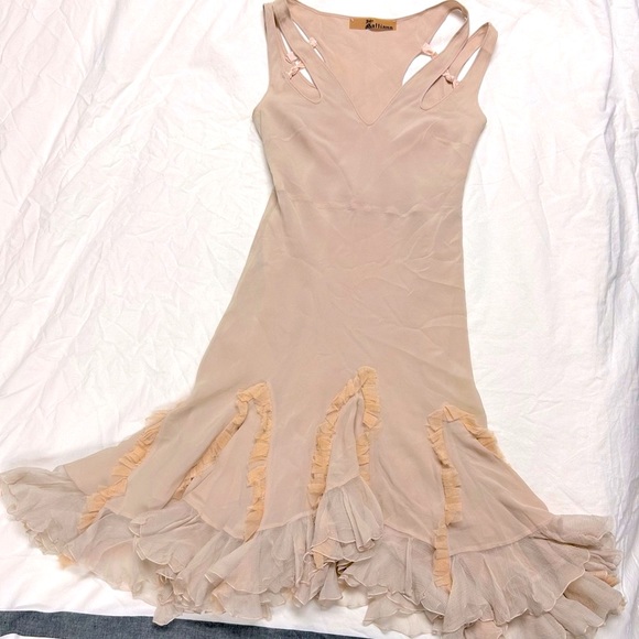 JOHN GALLIANO Authentic Silk Designer Dress
Fits Small (S), Made in France 🇫🇷 - Picture 3 of 10